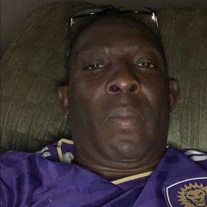 Meet your Posher, Desmond